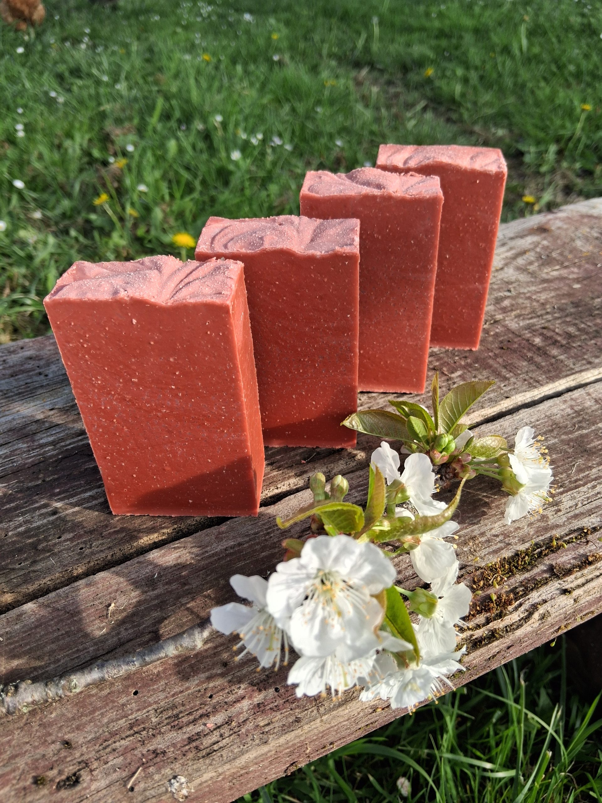 Grand Bersuyre - savon précieux au vin Fleur de Cerisier – Image 14
