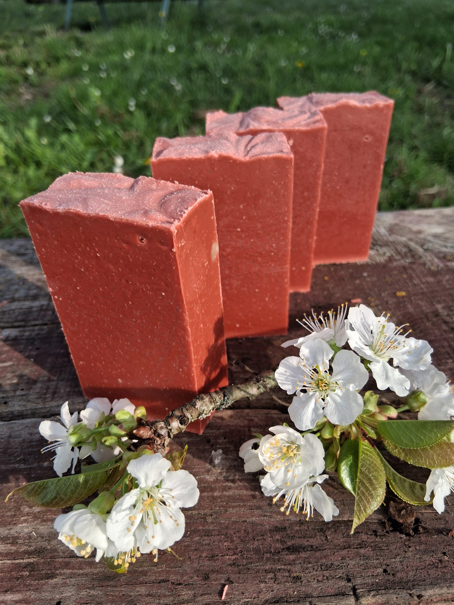 Grand Bersuyre - savon précieux au vin Fleur de Cerisier – Image 11